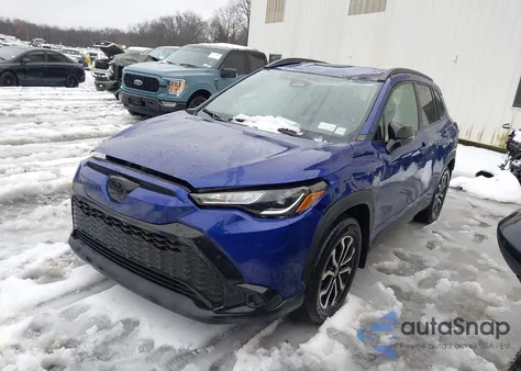 2025 Toyota Corolla Cross Hybrid Se z USA, uszkodzony, nr VIN 7MUFBABG6SV083475